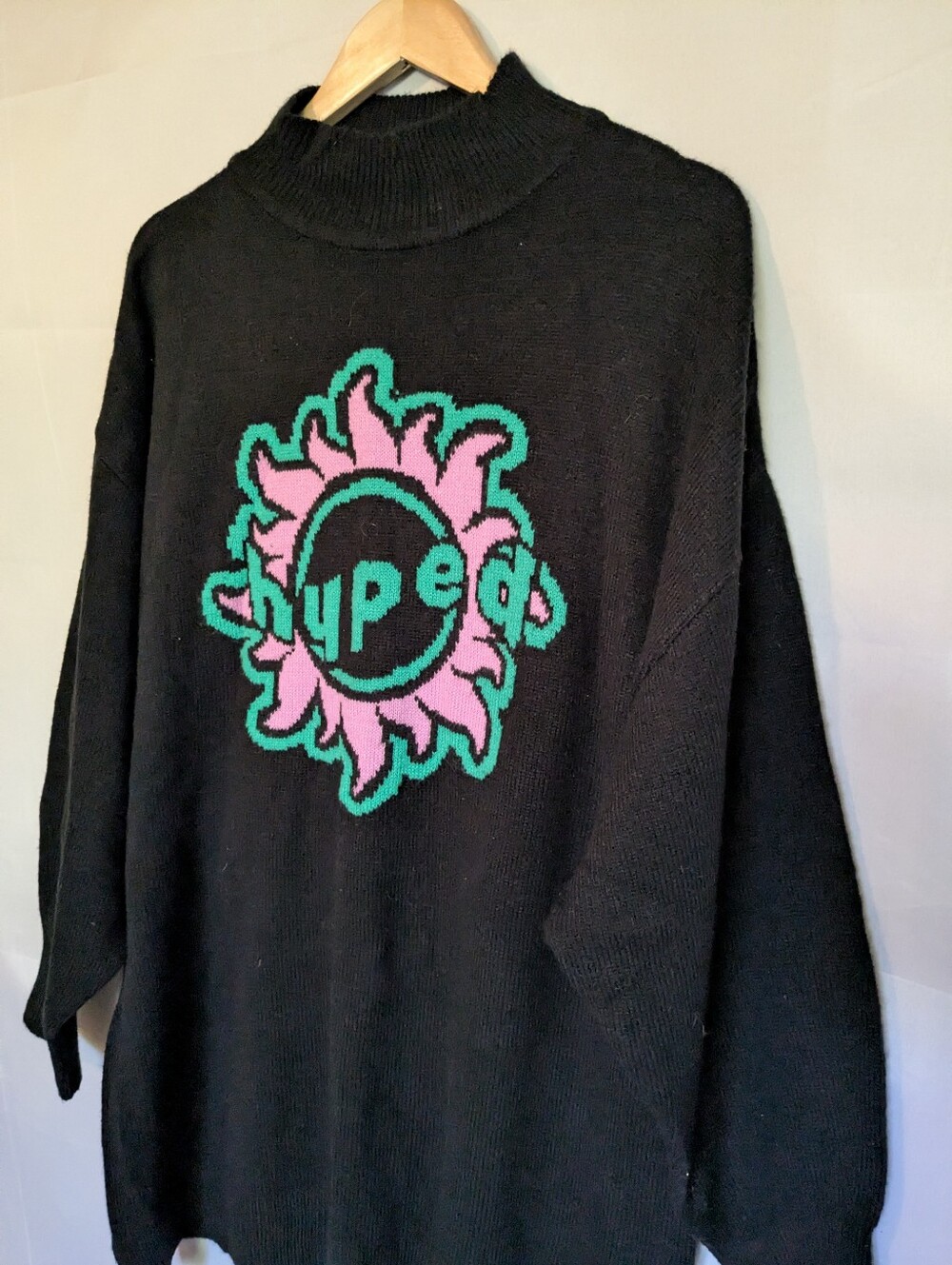 H&M Hyped Floral Pop Art Oversized Mock Neck Sweater Dress Black Pink Green L - Picture 2 of 5